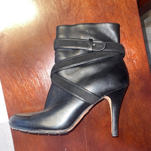Cole Haan Shoes - Cole Hana Nike Air black leather bootie